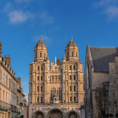L'Idyllique I Centre Historique Dijon I Rent Immo