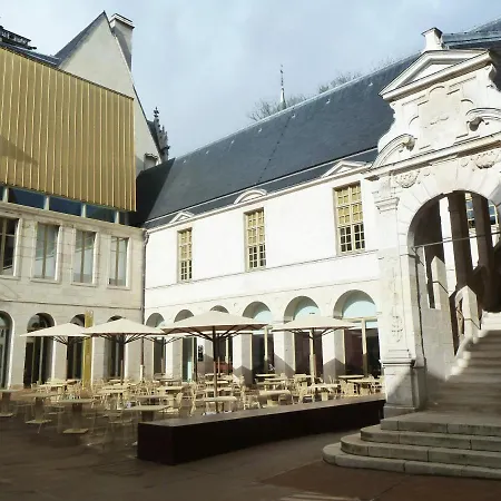 Apartment L'Idyllique I Centre Historique Dijon I Rent Immo Dijon